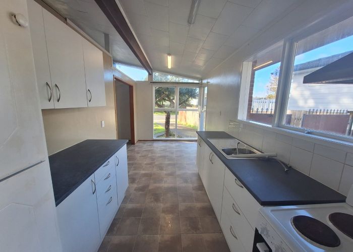  at 11 Zelda Avenue, Clover Park, Manukau City, Auckland