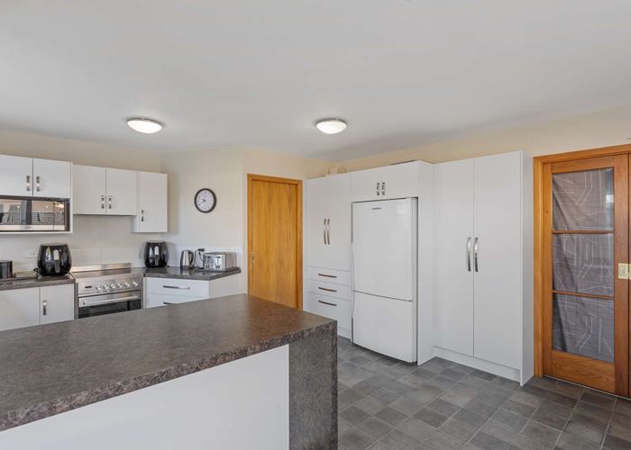  at 51 Great South Road, Manurewa, Auckland