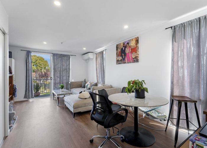  at 11/14 Brougham Street, Addington, Christchurch