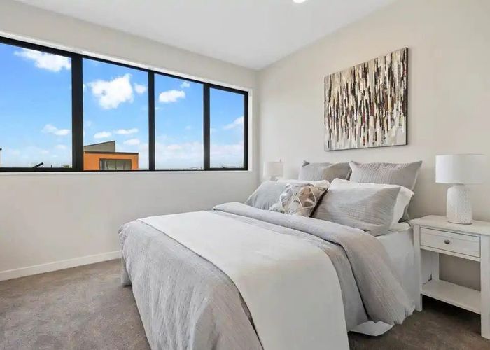  at 13/200 Sunnynook Road, Totara Vale, North Shore City, Auckland