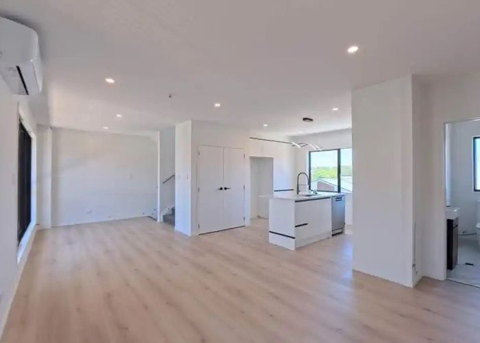  at 7C Titirangi Road, New Lynn, Waitakere City, Auckland