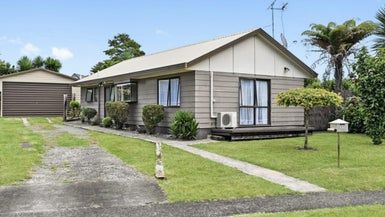  at 11 Garland Drive, St Andrews, Hamilton
