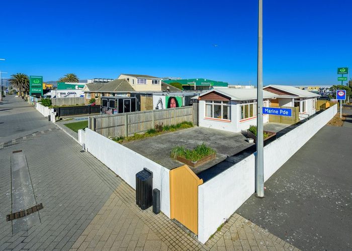  at 205 Marine Parade, New Brighton, Christchurch City, Canterbury