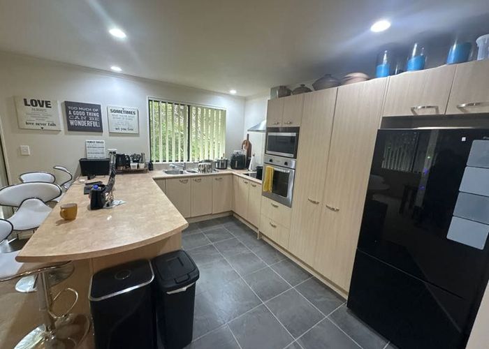  at 30 Lomas Way, Albany, North Shore City, Auckland