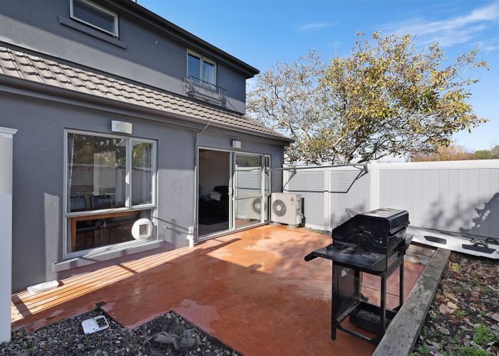  at 2 Antrim Street, Sydenham, Christchurch