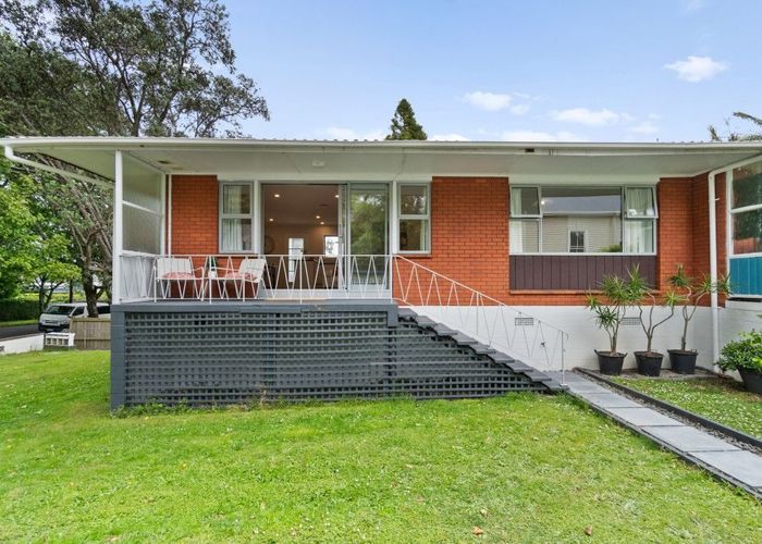  at 1/21 Woodside Road, Mount Eden, Auckland