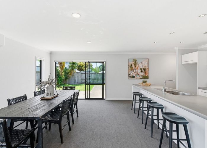  at 5 Ella Place, Papamoa Beach, Tauranga, Bay Of Plenty