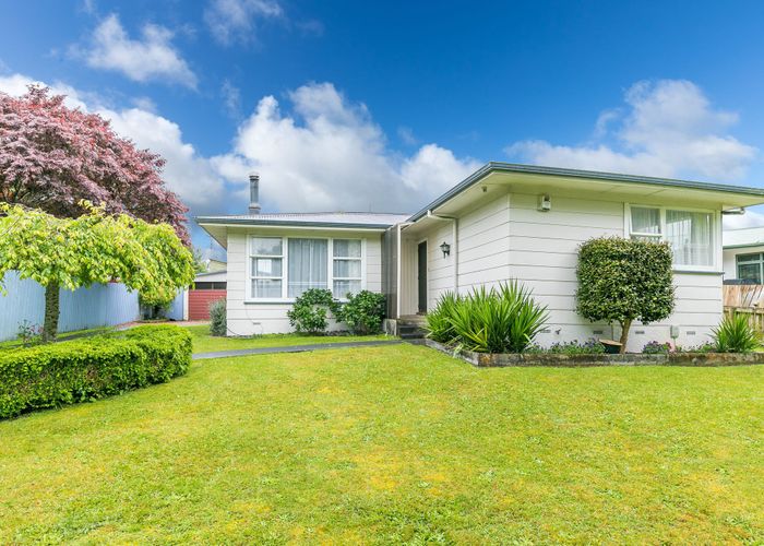  at 14 Lilac Street, Melville, Hamilton