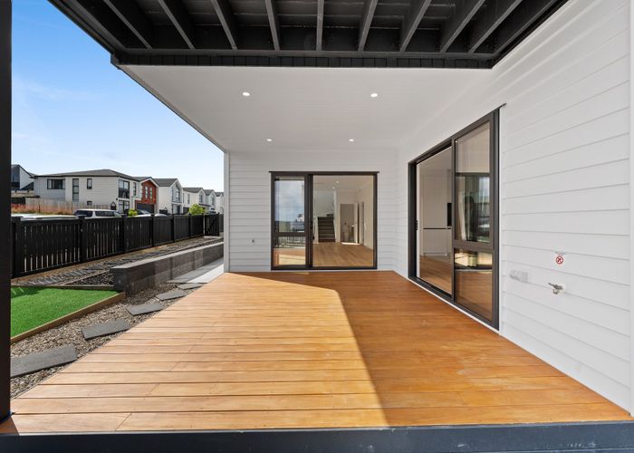  at 8 Rathfarnham Road, Flat Bush, Manukau City, Auckland
