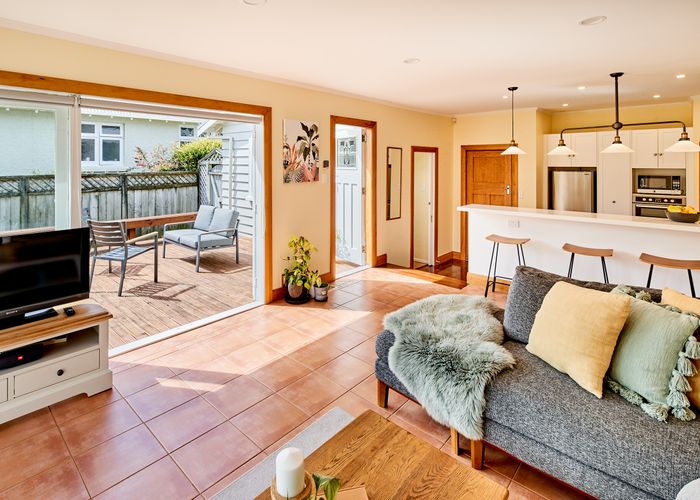  at 21 Standen Street, Karori, Wellington