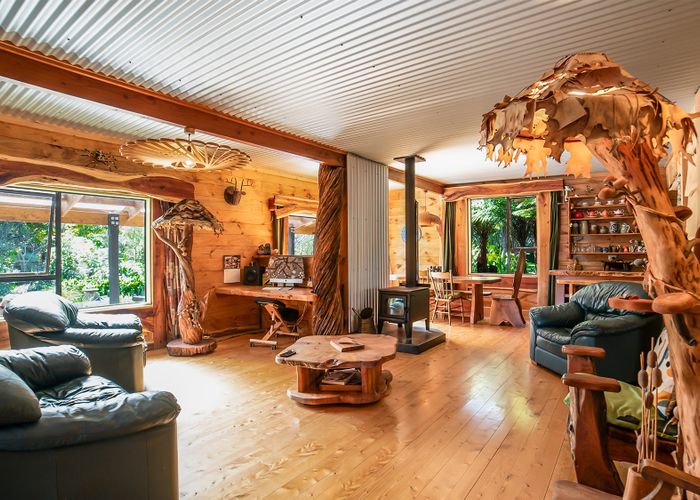  at 1041 Collingwood-Bainham Main Road, Rockville, Collingwood