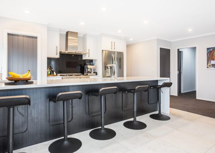  at 17 Kepler Way, Aotea, Porirua