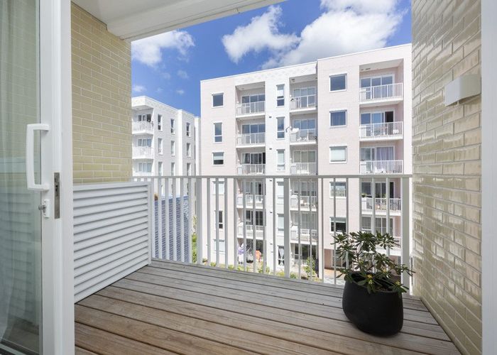  at 304/9A Jordan Avenue, Onehunga, Auckland