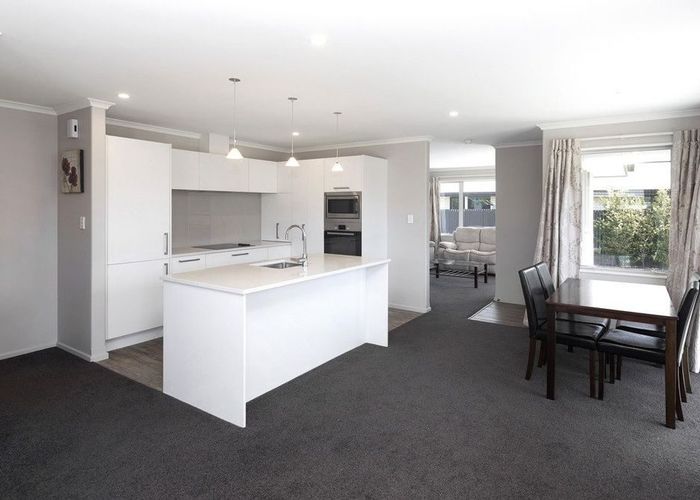  at Wendy/215 Mairehau Road, Burwood, Christchurch City, Canterbury