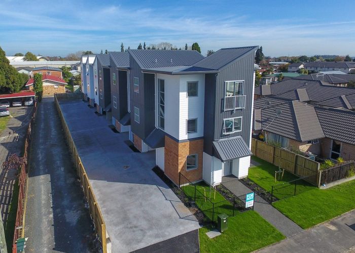  at 5/47 Cameron Road (Room A), Hillcrest, Hamilton, Waikato