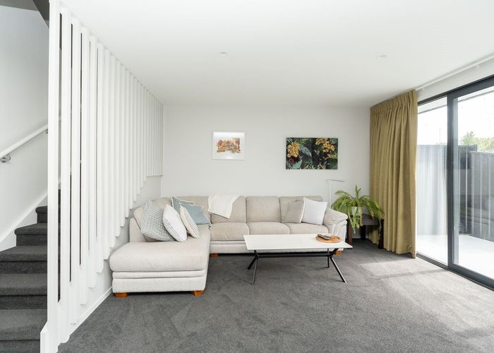 at 2/100 East Street, Enderley, Hamilton
