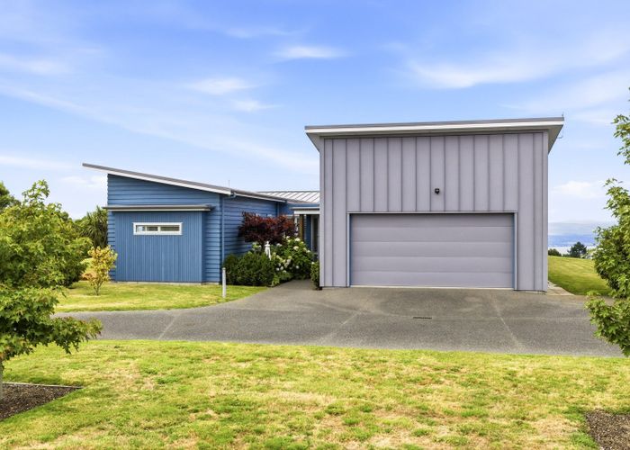  at 127 Highland Drive, Acacia Bay, Taupo, Waikato