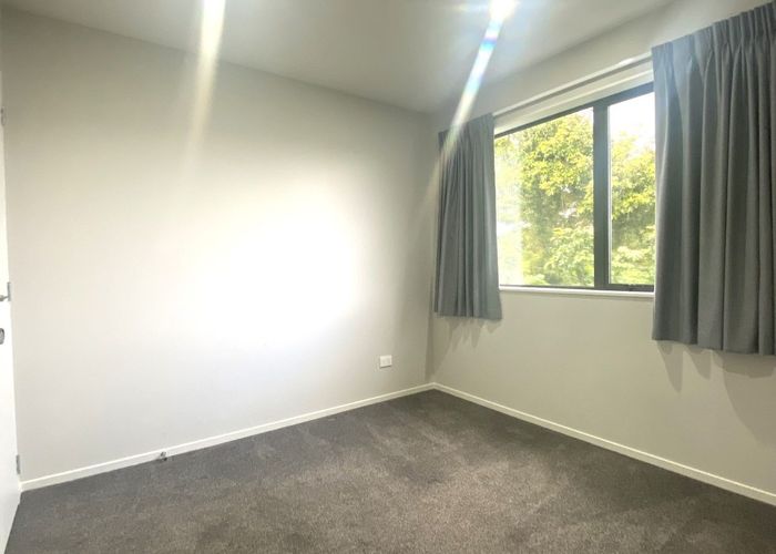  at 8/30 West Coast Road, Glen Eden, Waitakere City, Auckland