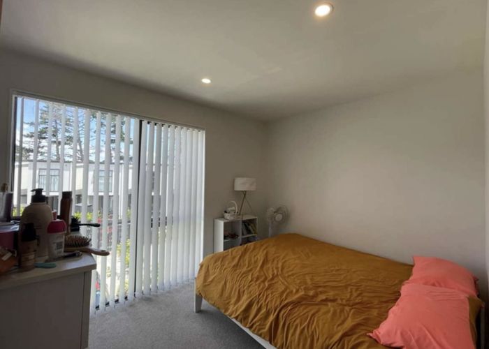  at 28 Whai Hua Lane, Mangere Bridge, Manukau City, Auckland