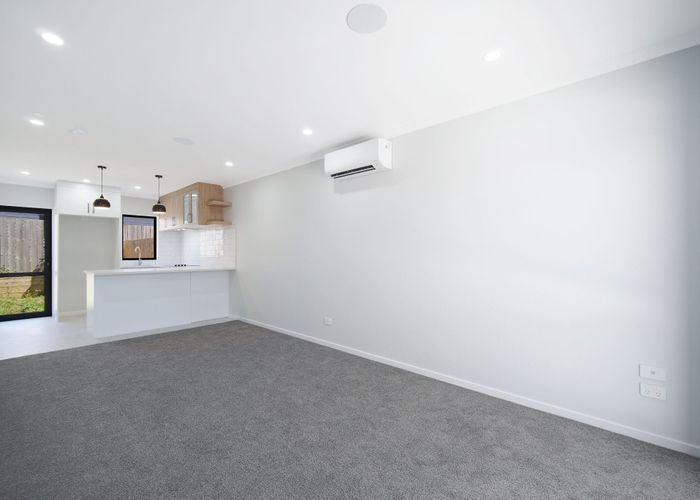  at 4B Becker Drive, Weymouth, Auckland