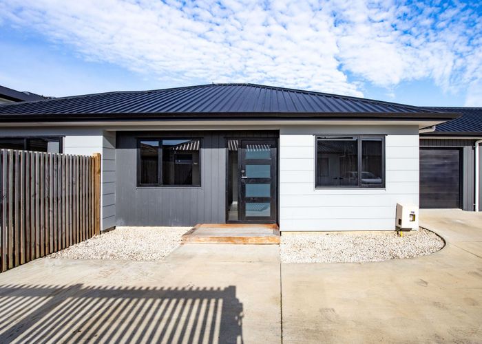  at 2/16 Tokerau Drive, Rototuna, Hamilton, Waikato