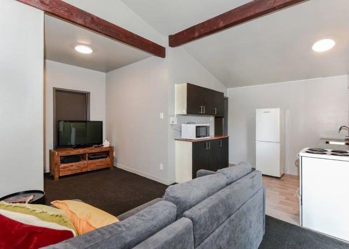  at 2/527 Cashel Street, Linwood, Christchurch City, Canterbury