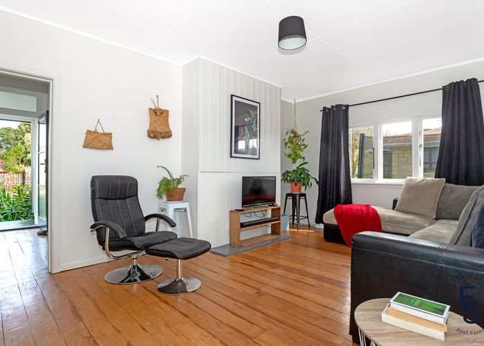  at 6 Duke Street, Tamarau, Gisborne