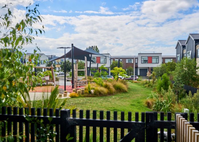  at 5 Pungarehu Loop, Mount Wellington, Auckland City, Auckland