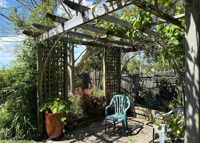  at 52B Manuka Road, Glenfield, North Shore City, Auckland