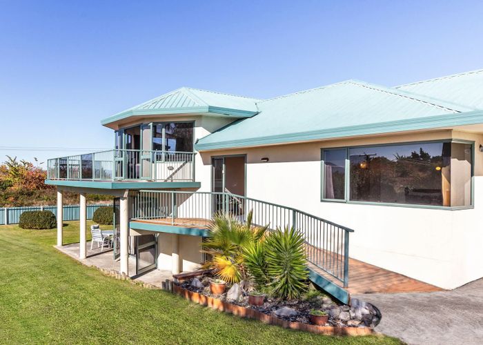  at 36 Kinder Street, Acacia Bay, Taupo