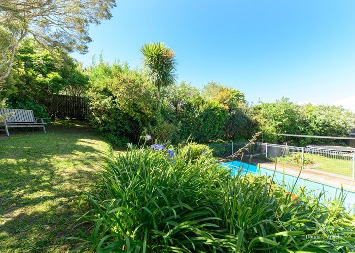  at 5 Tropicana Drive, Mount Roskill, Auckland