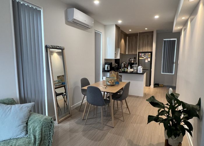  at 7/21 Akoranga Dr, Northcote, North Shore City, Auckland