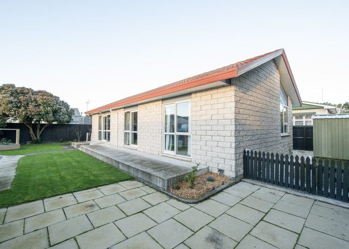  at 2/7 Kissel Street, Templeton, Christchurch City, Canterbury