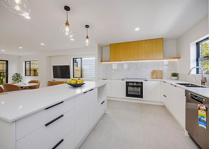  at 2A Janome Place, Bucklands Beach, Manukau City, Auckland