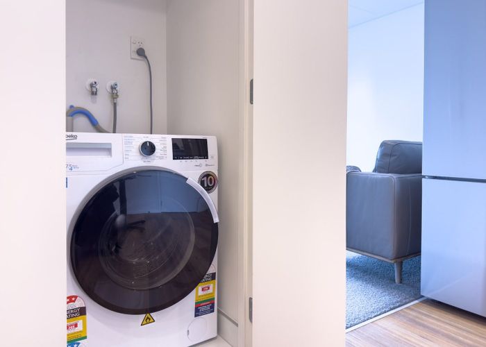  at 8B/100 Anzac Avenue, Auckland Central, Auckland