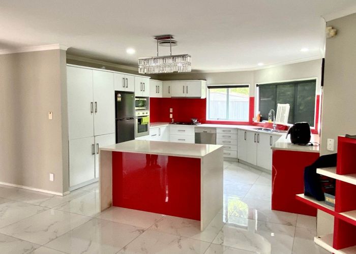  at 52 Wairere Road, The Gardens, Auckland