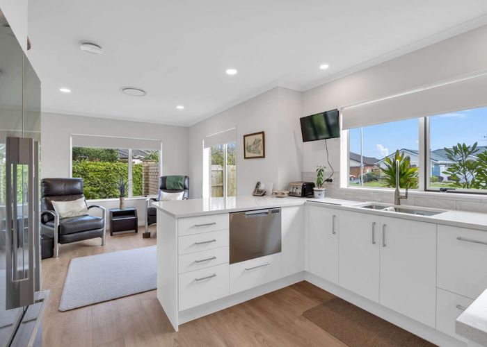  at 21 Beachwater Drive, Papamoa, Tauranga, Bay Of Plenty