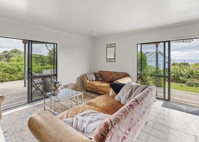  at 4 Askew Avenue, Rakino Island, Auckland
