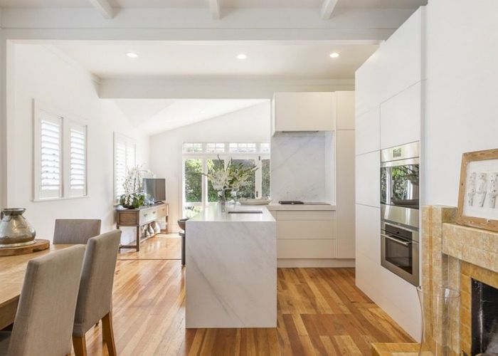  at 6 Belle Vue Avenue, Northcote Point, North Shore City, Auckland