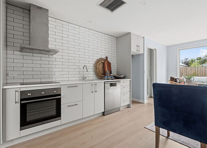  at 1/89 Jerrold Street North, Addington, Christchurch City, Canterbury