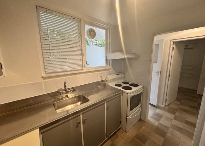  at 7/18 Agra Crescent, Khandallah, Wellington, Wellington