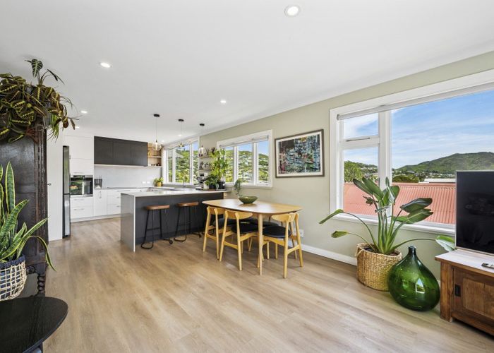  at 220 Karori Road, Karori, Wellington, Wellington