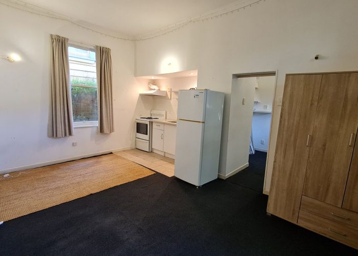  at 25 Hay Street, Oriental Bay, Wellington