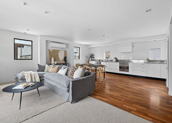  at 294I Montreal Street, City Centre, Christchurch City, Canterbury