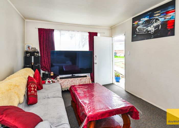  at 7 Jack Browne Place, Otahuhu, Auckland