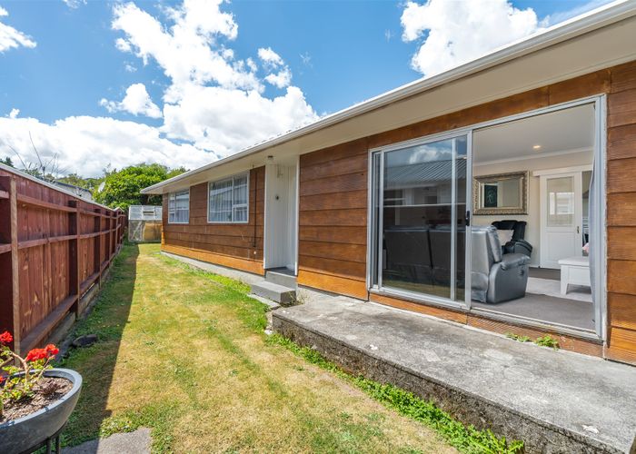  at 20 Shanly Street, Brown Owl, Upper Hutt