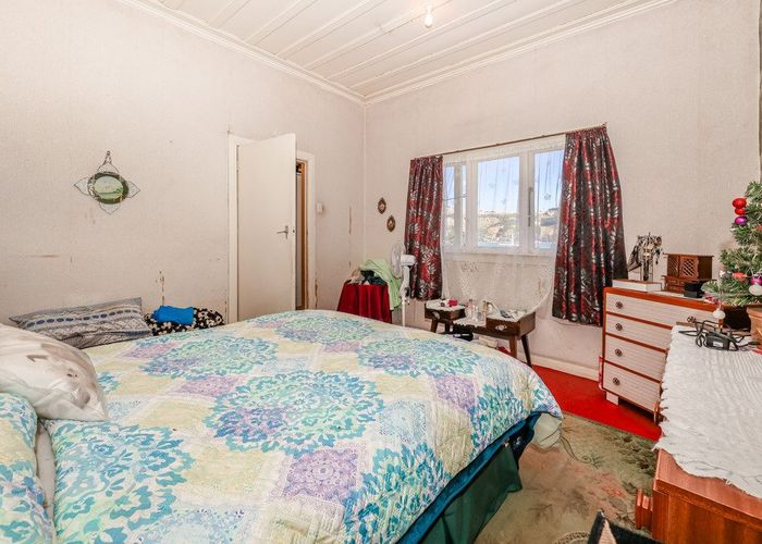  at 53 Totara Street, Ravensbourne, Dunedin