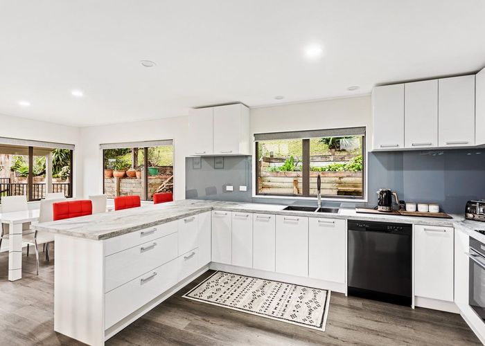  at 9 Dee Place, Torbay, Auckland