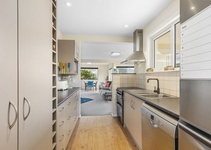  at 8 Ash Grove, Ranui, Porirua