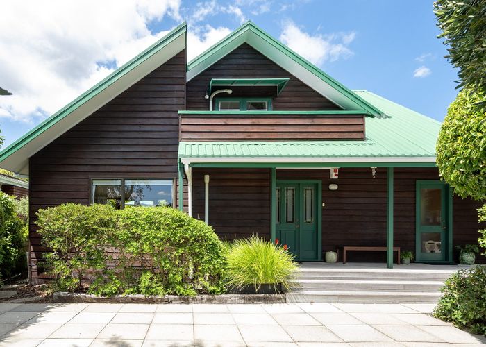  at 2/27 William Denny Avenue, Westmere, Auckland